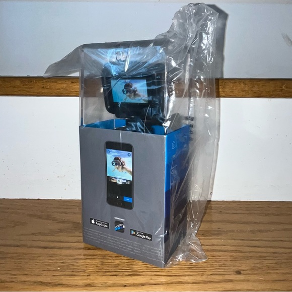 GoPro Camera HERO7, Silver - Picture 4 of 5